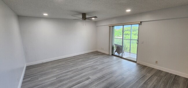 Photo - 801 SW 133rd Ter Unidad 410K
