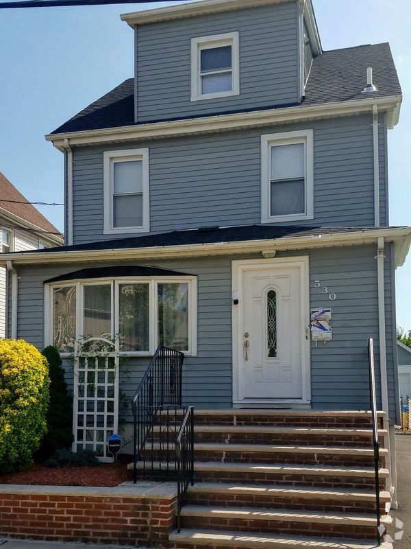 Building Photo - 530 Freeman St Rental