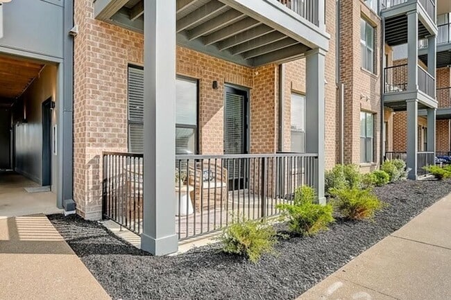 Tillmore Model Patio