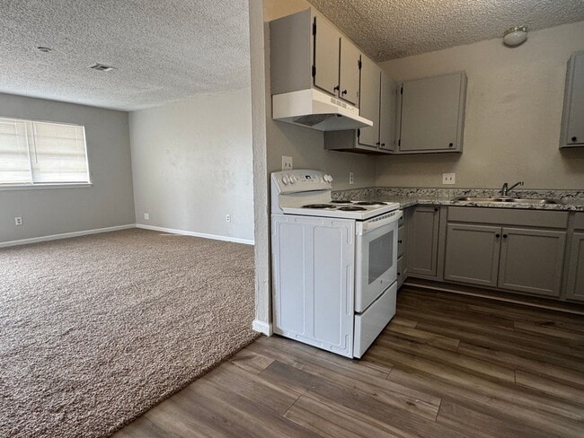 Photo - 6707 SW Beta Ave Unidad 6707 SW Beta,  D