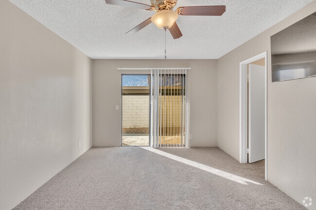 2BR, 2BA - 1080SF - 1st Bedroom