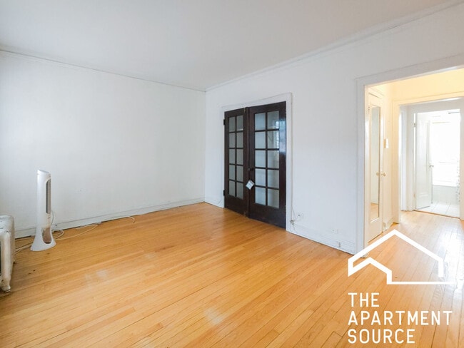 Photo - 4505b N Greenview Ave Unit 3W