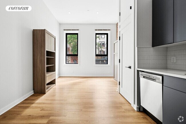 Building Photo - 317 W 51st St Rental