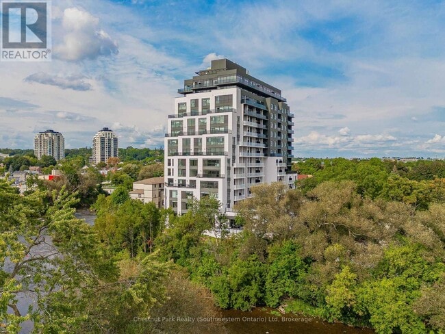 Photo - 71 Wyndham St S Unit 502