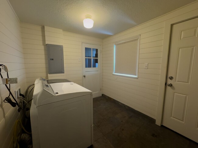 Photo - Charming 2 Bed 1 Bath Home on Fenced Corne...