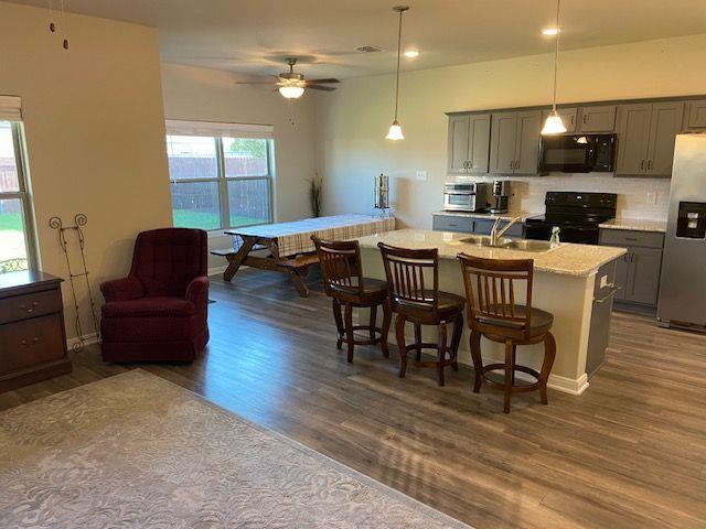 Photo - 4748 Highmont Dr