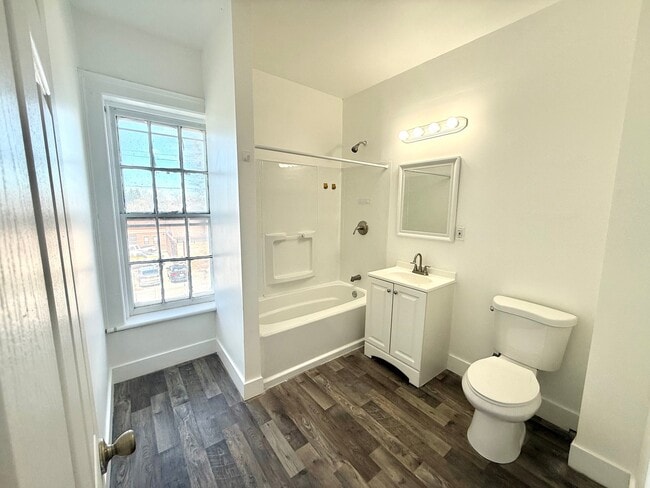 Photo - 73 Saratoga Ave Unit 2F