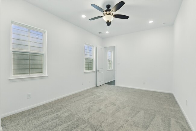 Photo - 9902 Clark Rd