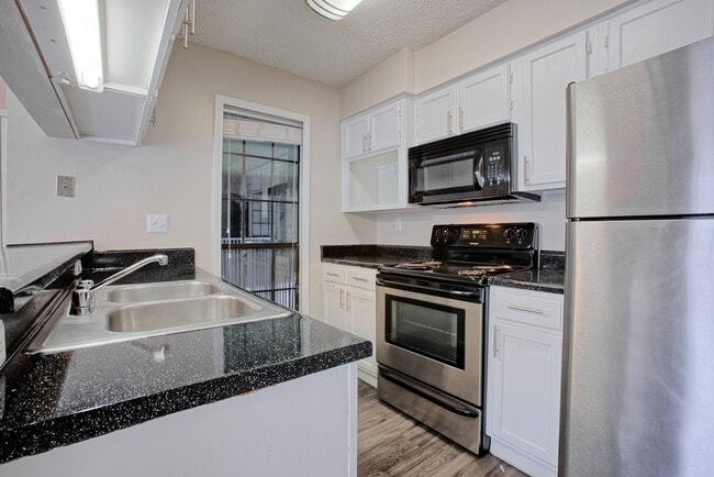 Photo - Summer Grove