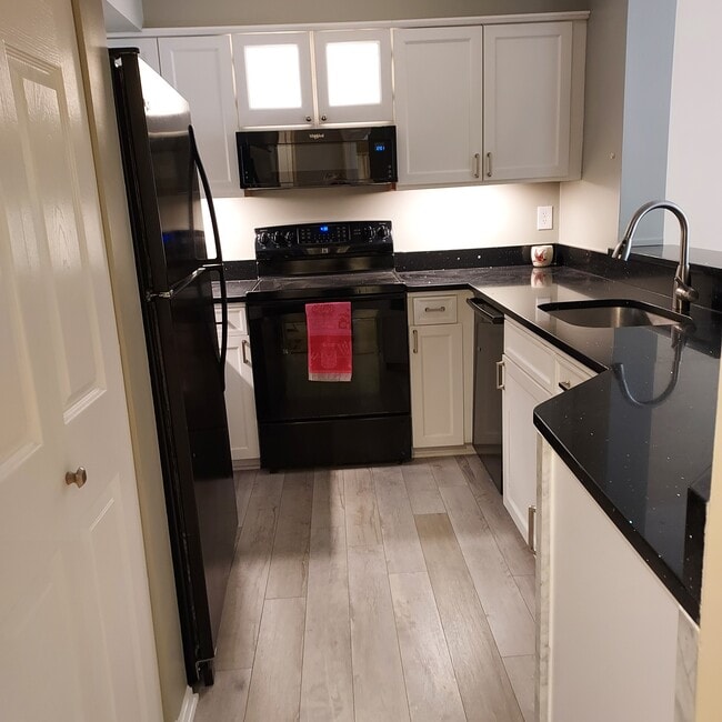 Photo - 2100 Langston Blvd Unit 425