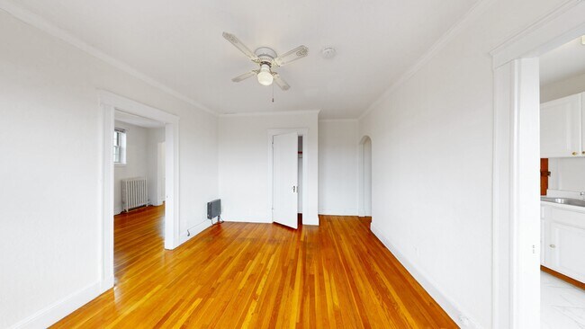 Photo - 15 Governors Ave Unit 24