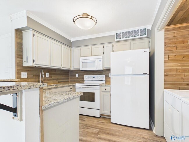 263 Waters Edge Ln Unit 263