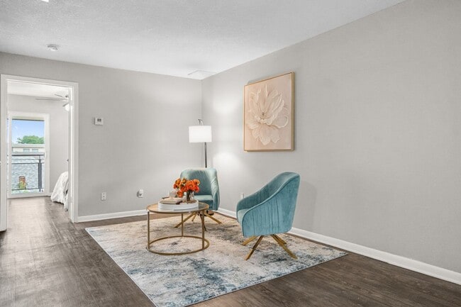 Photo - 4502 Gaston Ave Unit 319