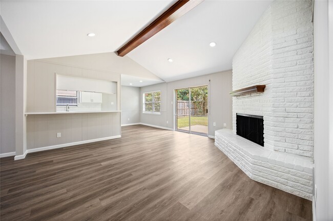 Photo - 8826 Tanager St