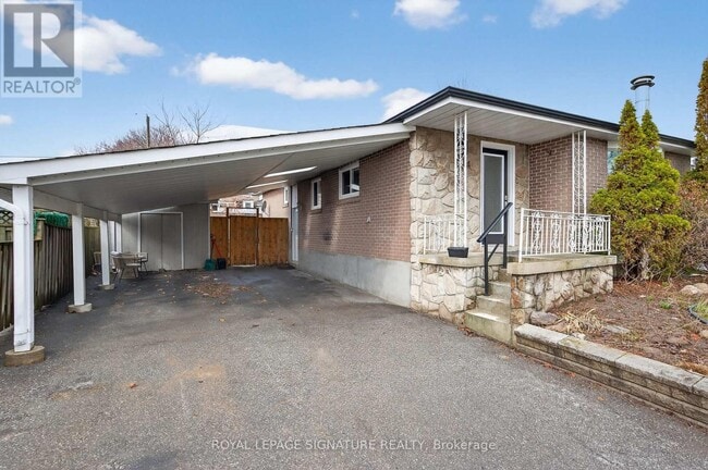 Photo - 724 Balaton Ave