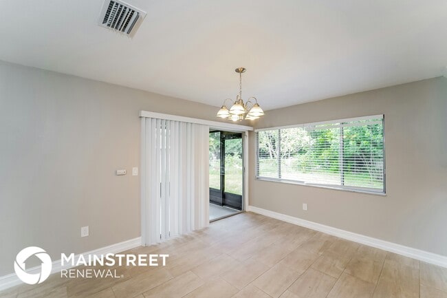 Photo - 5666 Orpha St