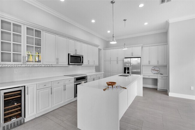 Building Photo - 8503 NW 41 St