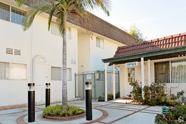 Villas Apartments Homes