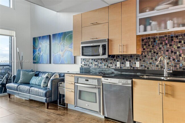 Photo - 60 SW 13th St Unit 3211