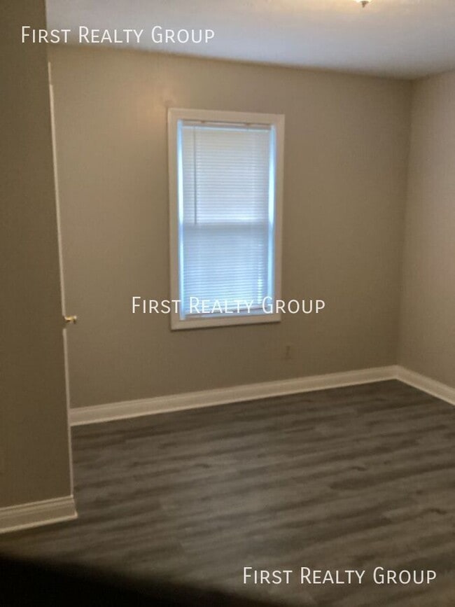 Photo - 7260 Mentz Rd