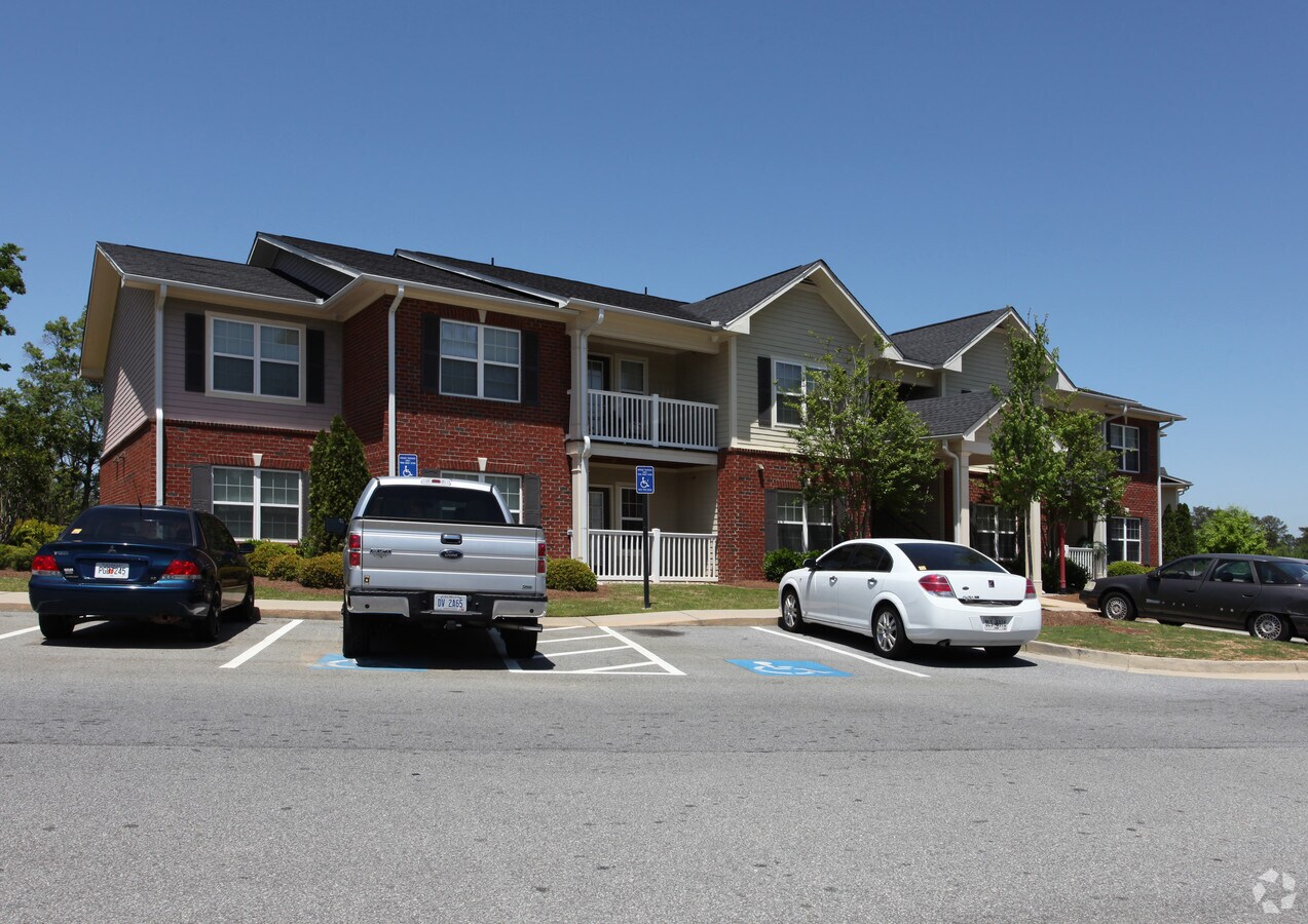 Pinewood Park Apartments Macon, GA
