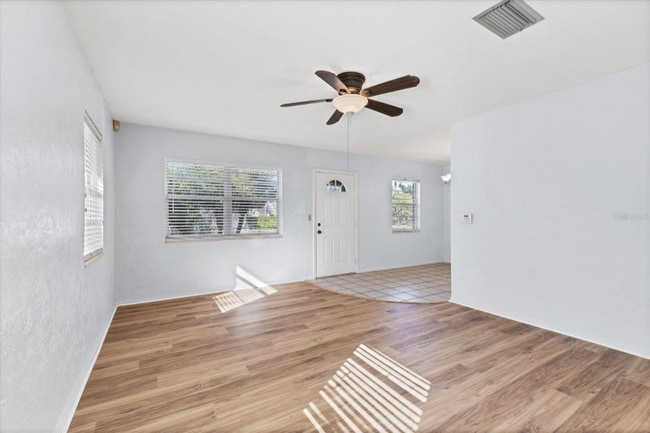 Photo - 2803 10th Ave W