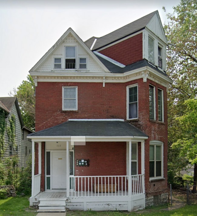 Photo - 666 Sims Ave Unit 3