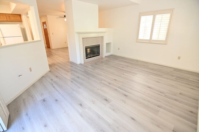 Photo - 1105 Vista Pointe Cir