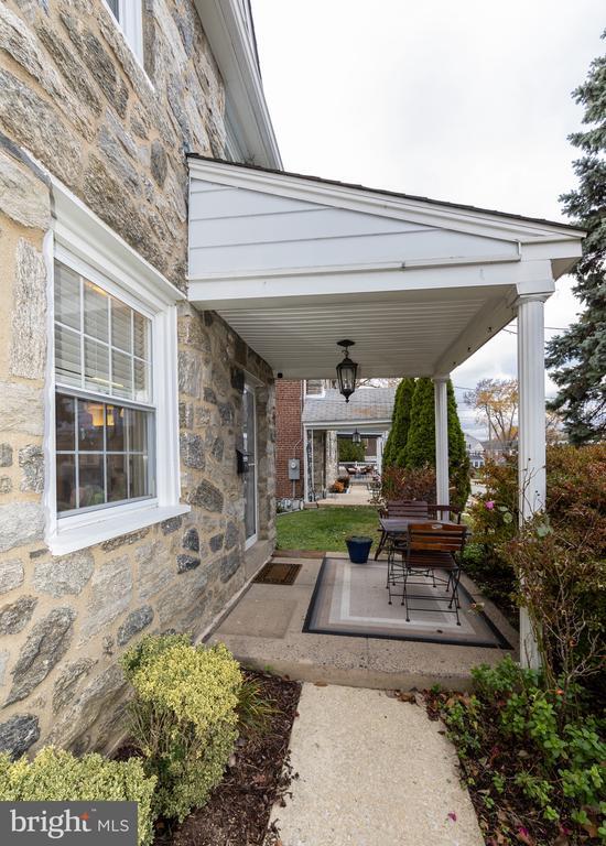 Photo - 52 Woodbine Rd