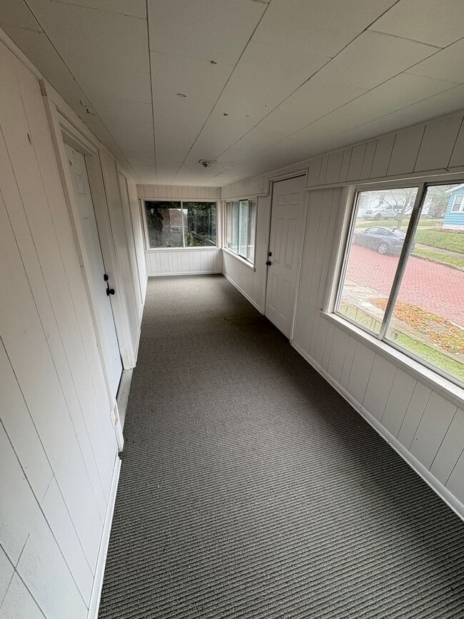 Photo - Spacious 4-Bedroom Akron Home with Garage | Open House Feb 5