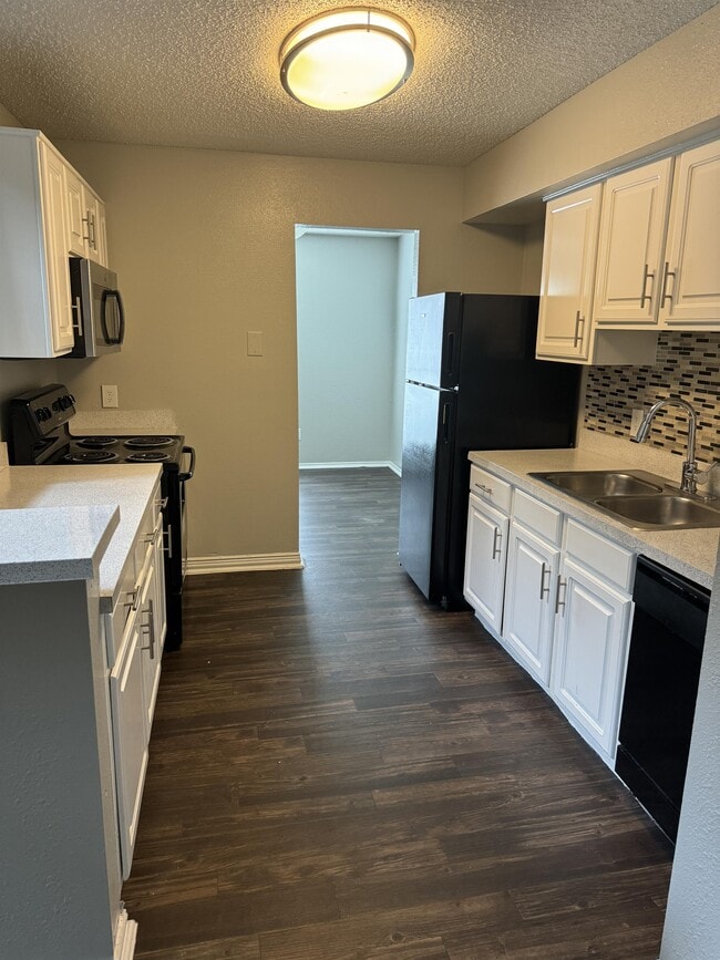 Photo - 5978 Westcreek Dr