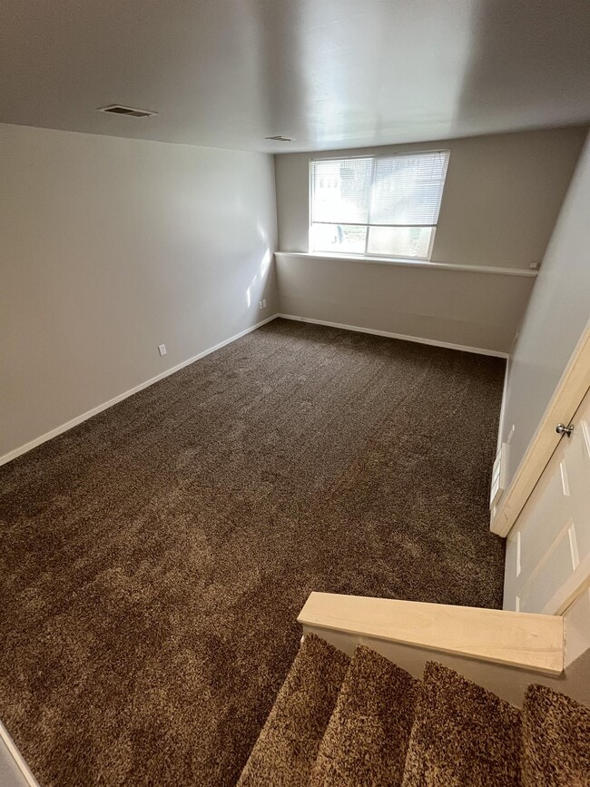 Photo - 7992 Green Meadow Ct