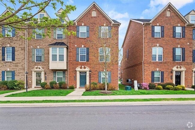 Building Photo - 1922 Georgetown Dr Rental
