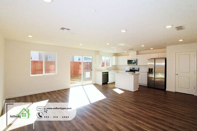 Photo - 845 Congaree Ln