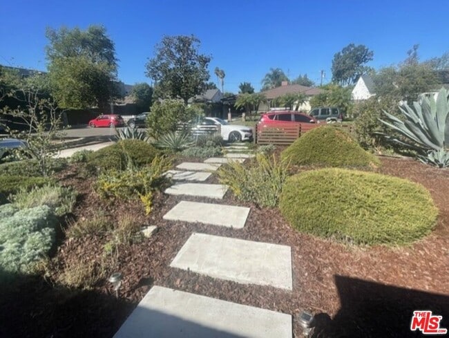 Photo - 4838 Cartwright Ave