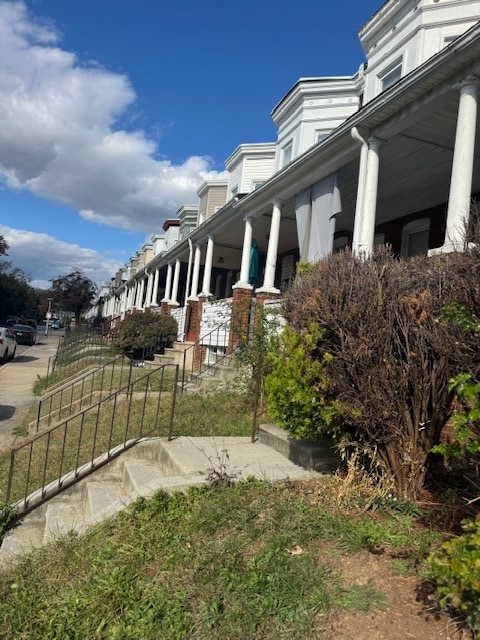 Photo - 435 Yale Ave