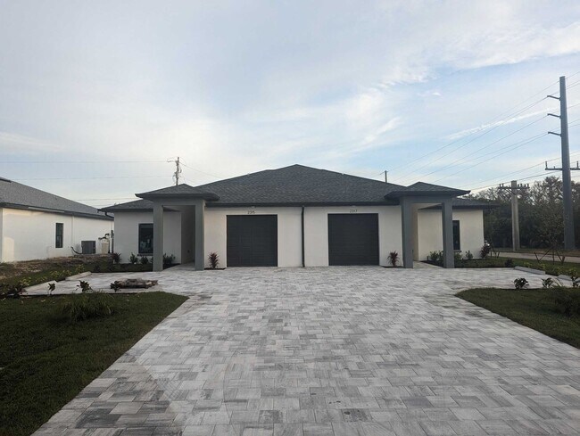 Photo - 2315 NE 15th Ln