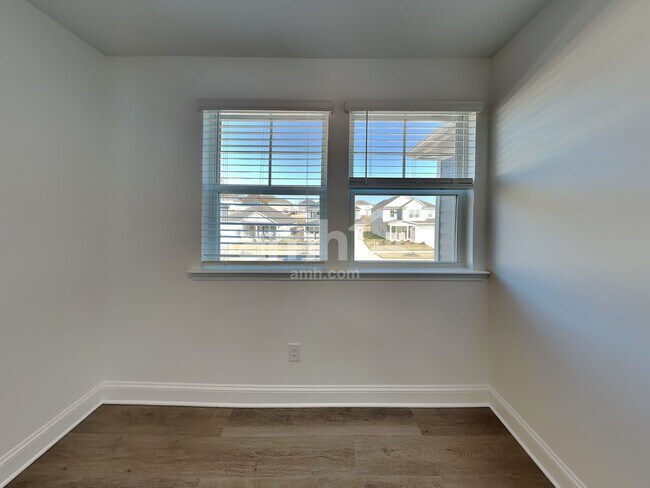 Photo - 3513 Jefferson Cor Ln