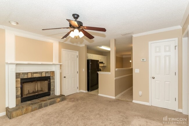 Photo - 1318 N Hampton Dr