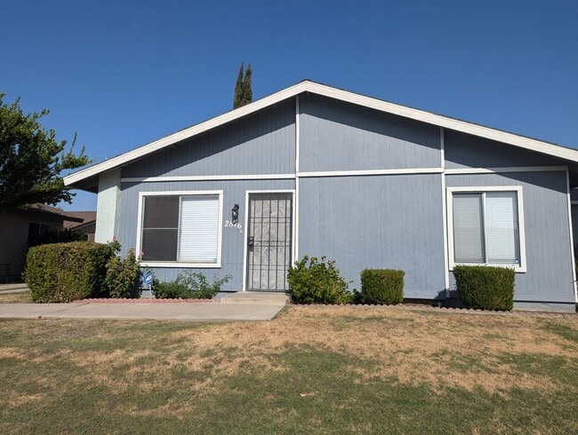 Cozy 2 bedroom front unit home in SW Baker... - Cozy 2 bedroom front unit home in SW Baker...