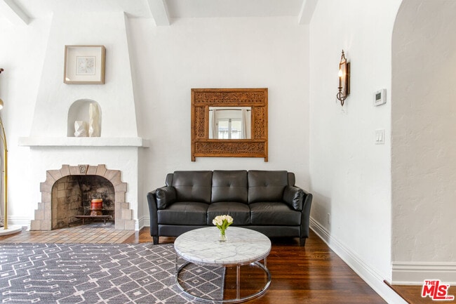 Photo - 458 N Alfred St