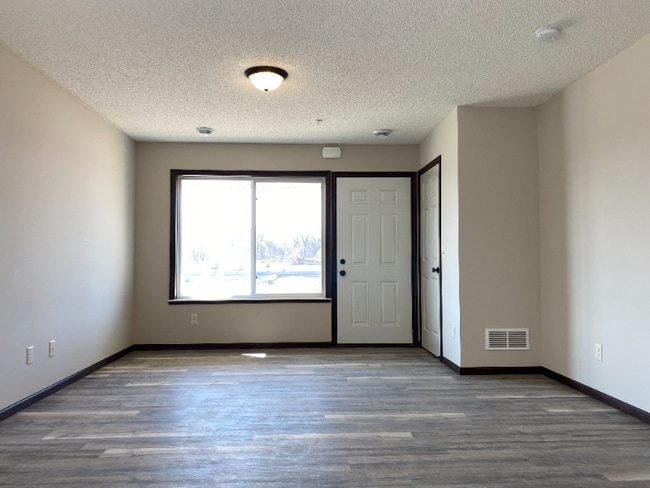 Photo - 2030 4th Ln SE