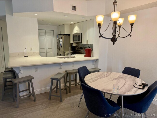 Photo - 3018 Alcazar Pl Unit 101