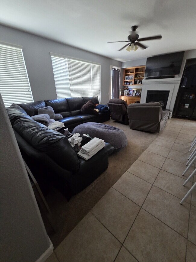 Photo - "Spacious 5-Bed home with 4 Baths Home for Rent!