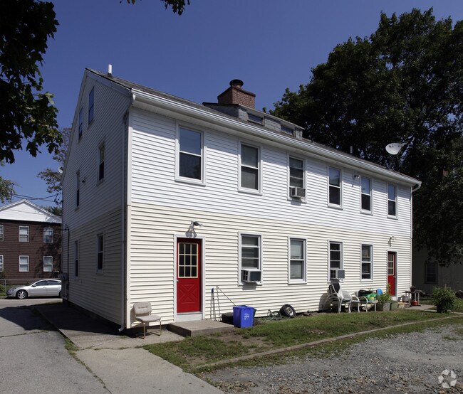 Apartments for Rent in Cumberland, RI