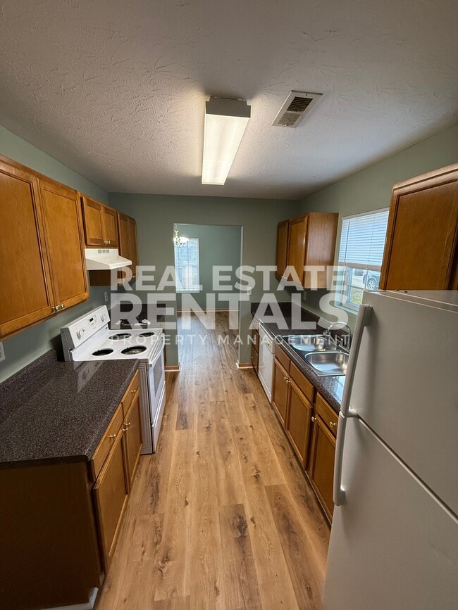 Photo - 1304 Pierce Ave