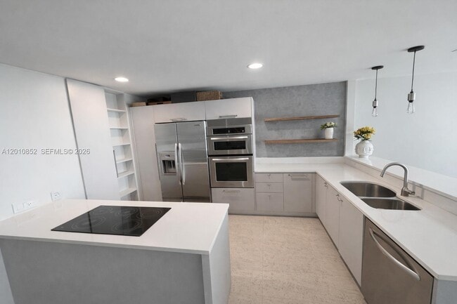 Photo - 2950 NE 188th St Unidad 406