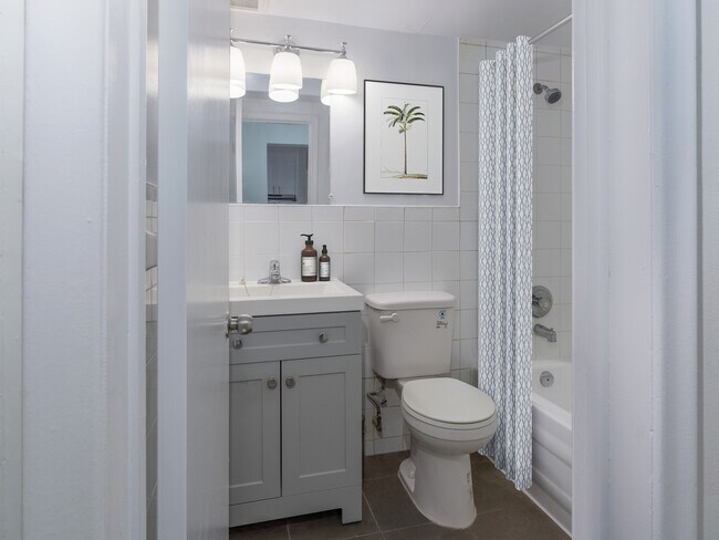 Photo - 194 Heiman Street