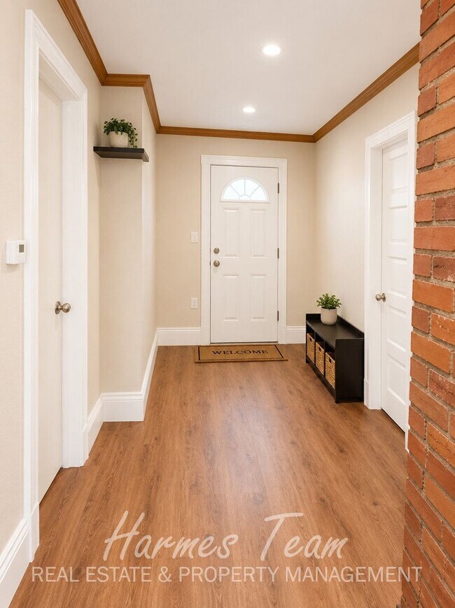 Photo - 835 N Union Blvd Unit 835 N Union Blvd #3