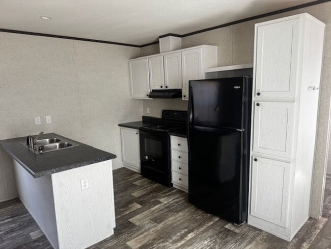 Photo - 3-Bedroom 2-bath single wide